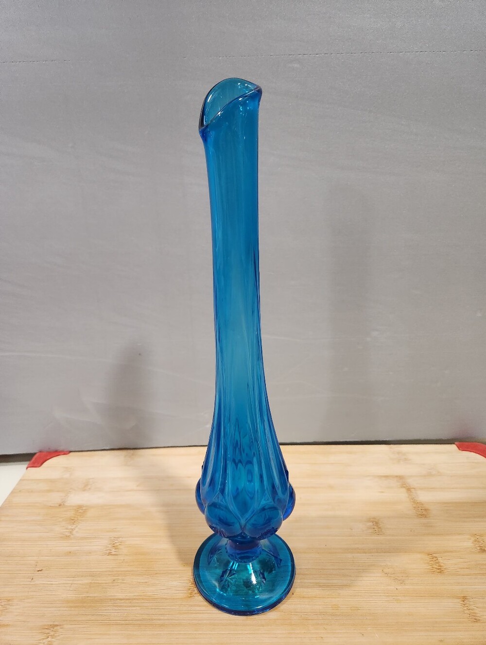 Vintage LE Smith Moon and Stars Swung Glass Vase 15 Inch Peacock Blue MCM